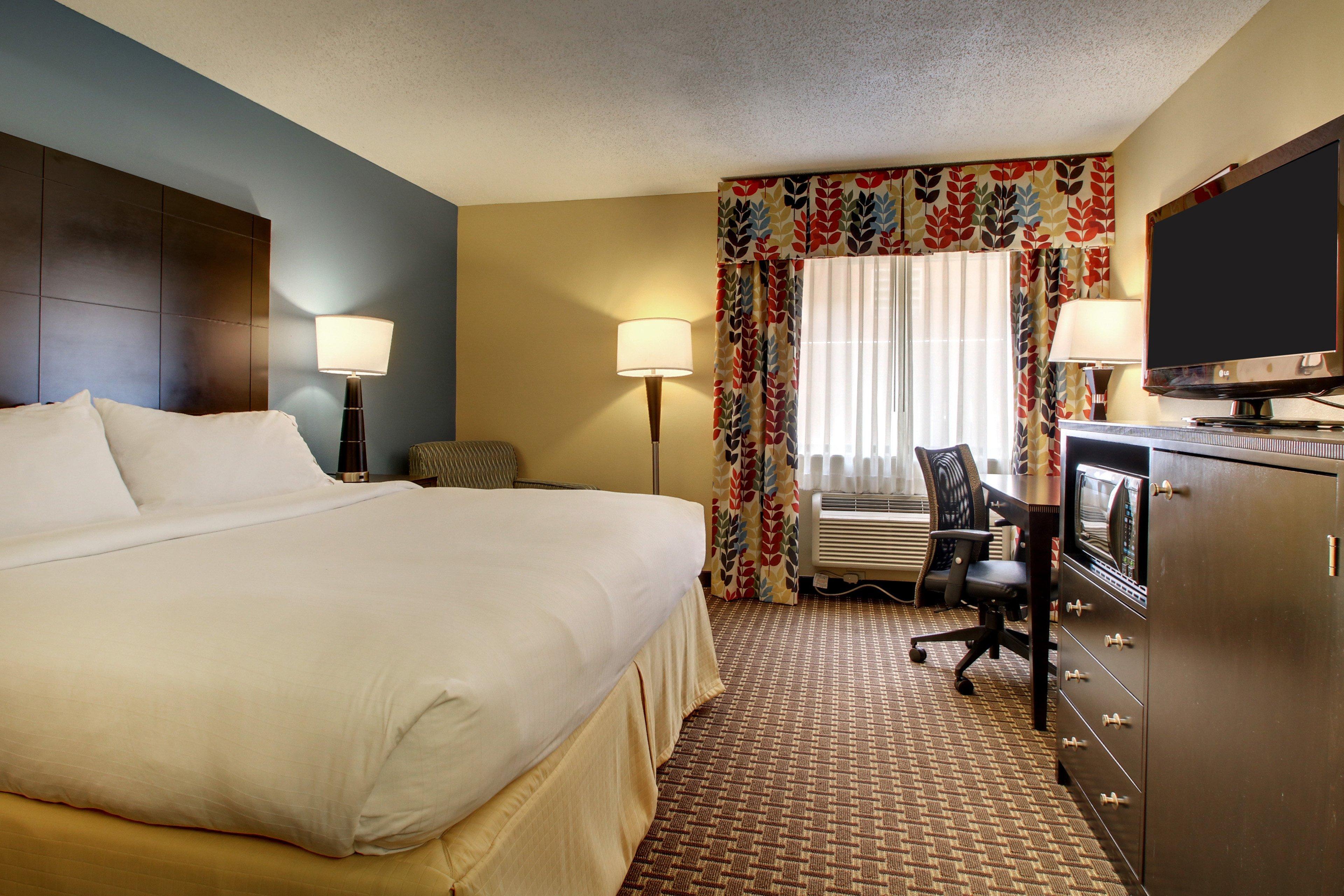 Holiday Inn Express Hotel Fort Campbell-Oak Grove By Ihg Екстериор снимка