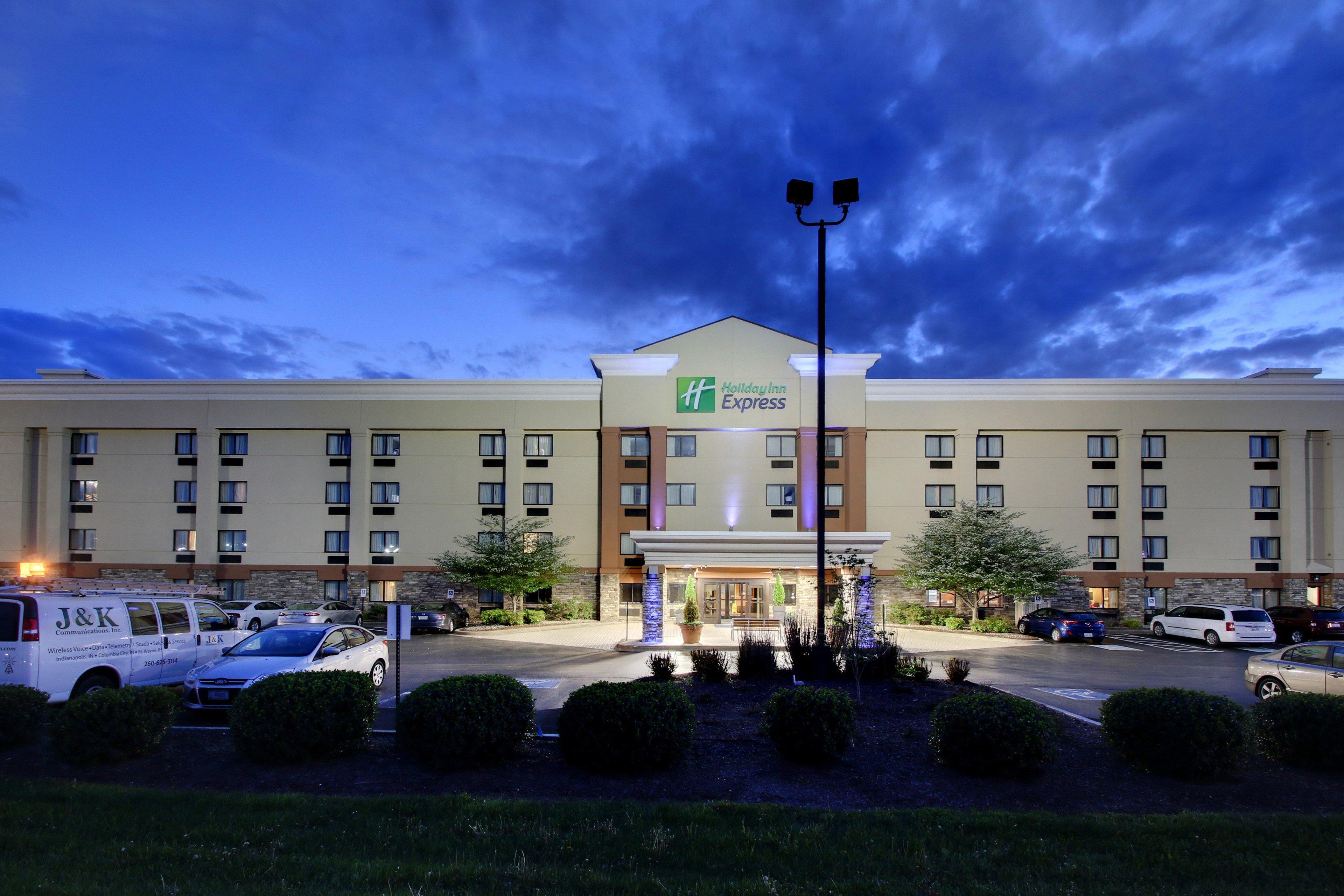 Holiday Inn Express Hotel Fort Campbell-Oak Grove By Ihg Екстериор снимка