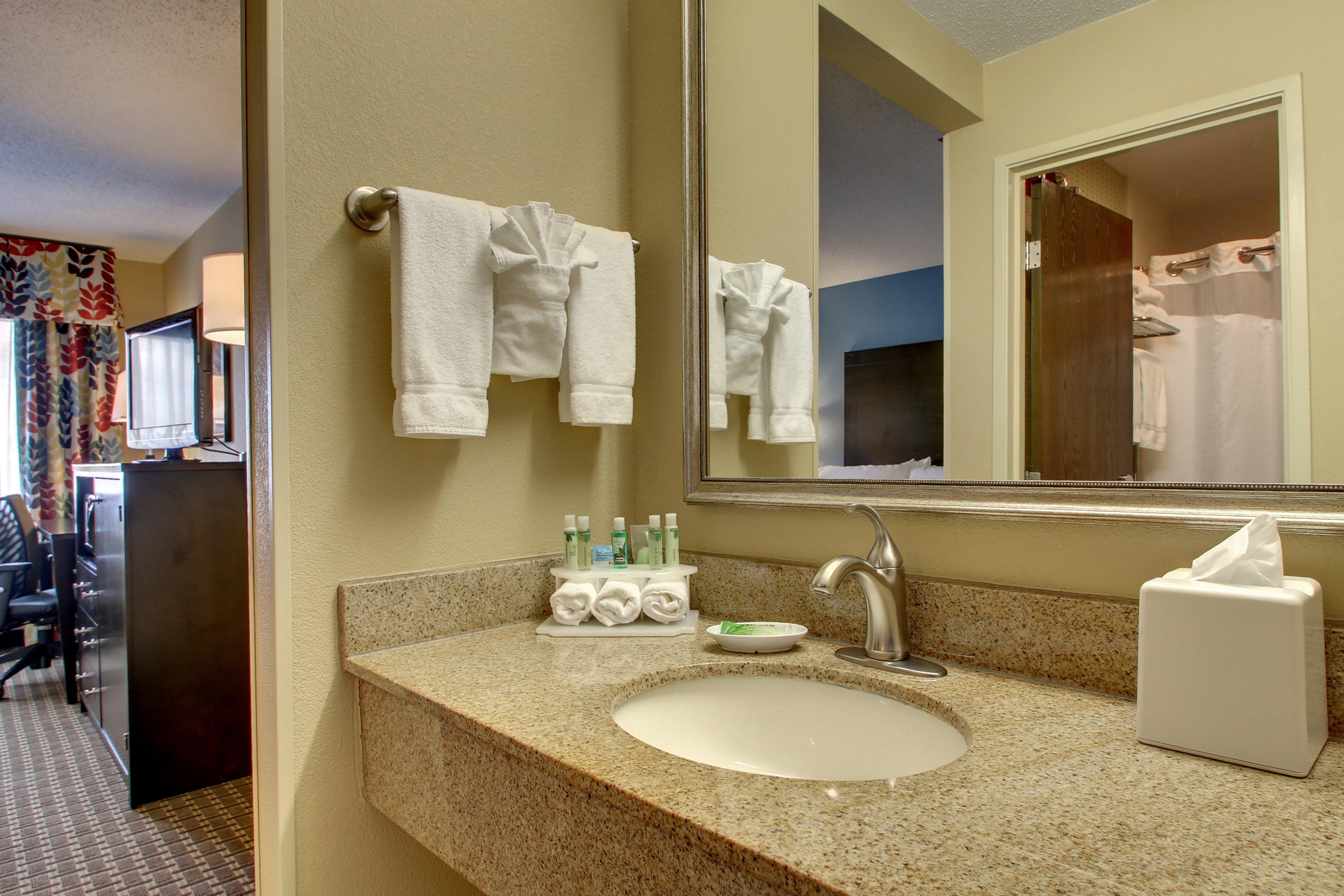 Holiday Inn Express Hotel Fort Campbell-Oak Grove By Ihg Екстериор снимка