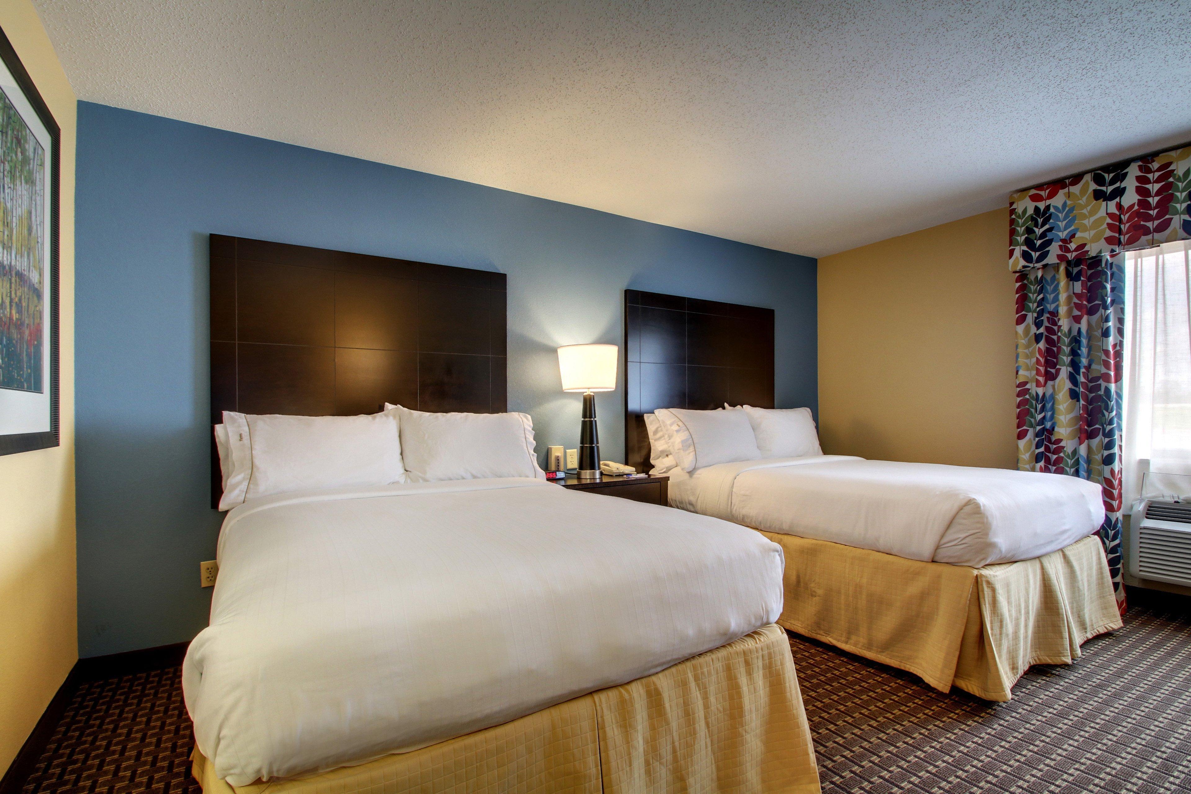 Holiday Inn Express Hotel Fort Campbell-Oak Grove By Ihg Екстериор снимка