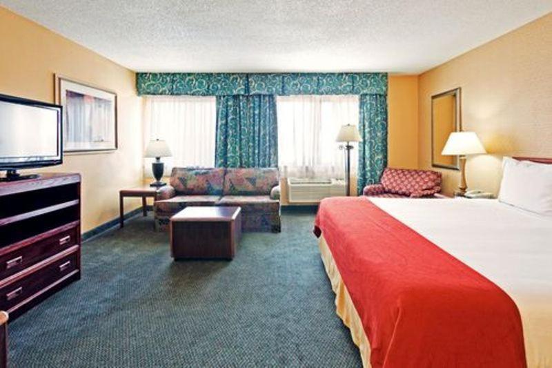 Holiday Inn Express Hotel Fort Campbell-Oak Grove By Ihg Стая снимка